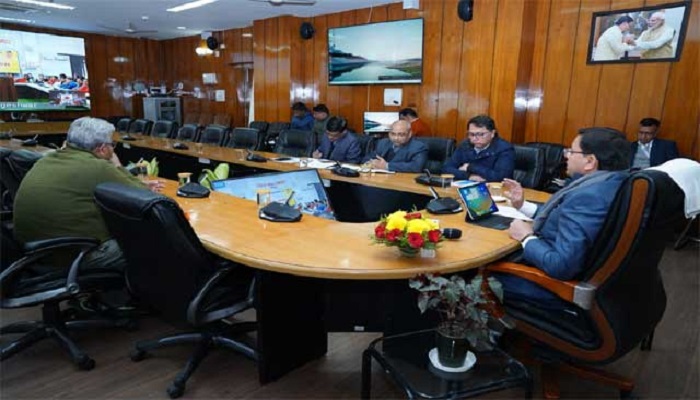 सीएम धामी ने विकसित भारत संकल्प यात्रा के तहत महिला लाभार्थियों से किया संवाद
