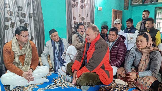 भाजपा नेता हयात सिंह के निधन पर सीएम धामी ने जताया शोक, परिजनों से भेंट कर व्यक्त की संवेदना