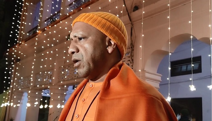 दृढ़ विश्वास से आगे बढ़ रही भारत की सनातन परंपरा : सीएम योगी