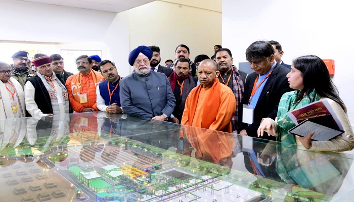 अब पराली और गोबर बनेगा किसानों की अतिरिक्त आय का जरिया : योगी