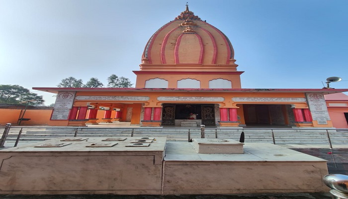 वर्षों से उपेक्षित पड़ी चक्रवर्ती राजा दशरथ की समाधि स्थल का योगी सरकार ने कराया कायाकल्प