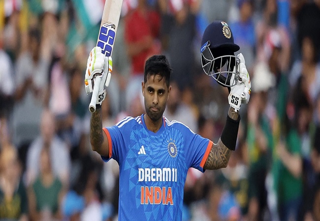 सूर्यकुमार यादव ने लगातार दूसरी बार जीता ICC T20 क्रिकेटर ऑफ द ईयर का अवॉर्ड