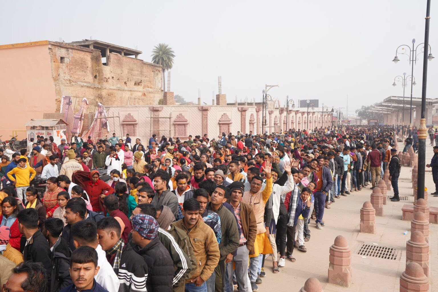 टूटा रिकॉर्ड : 9 माह में यूपी पहुंचे 32 करोड़ से अधिक पर्यटक