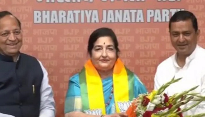 सिंगर अनुराधा पौडवाल की सियासी पासफर का आगाज, BJP में हुईं शामिल