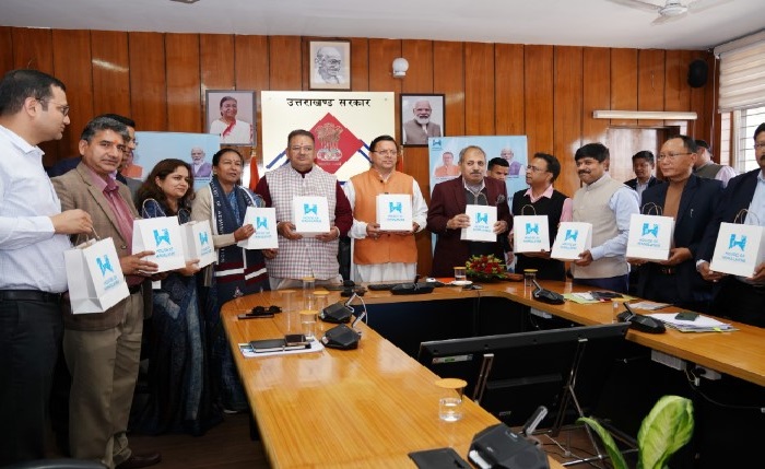 धामी ने हाउस ऑफ हिमालयाज के ई कॉमर्स पोर्टल का किया शुभारंभ