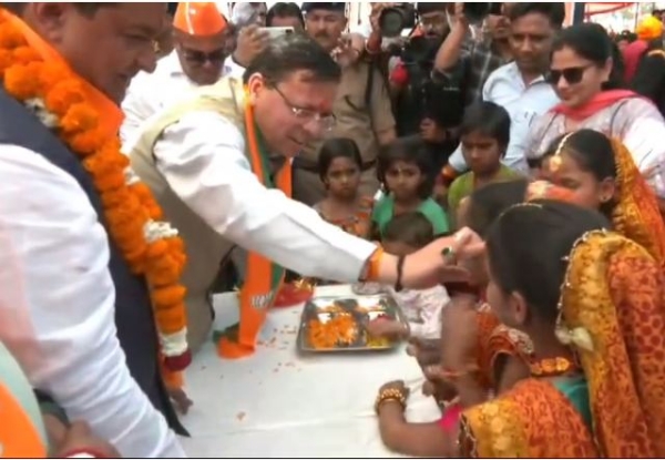 सीएम धामी ने भेदा लक्ष्य ‘400 पार’, मोदी का प्रणाम कर मांगा जनसमर्थन