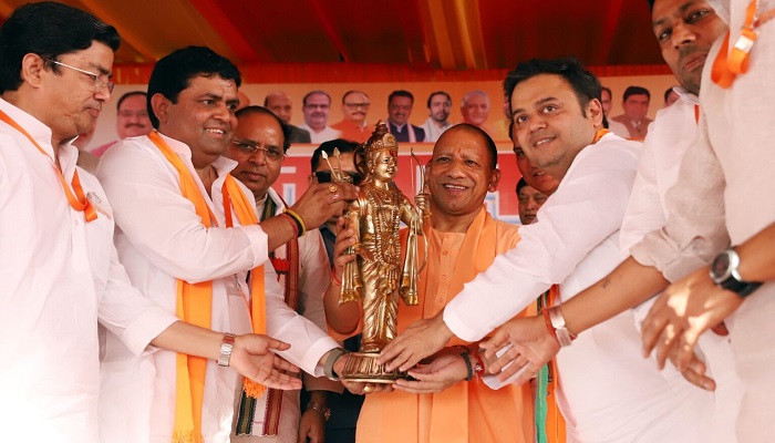पाकिस्तान की जितनी आबादी, दस वर्ष में उससे अधिक हमारे यहां गरीबी रेखा से उबरेः योगी