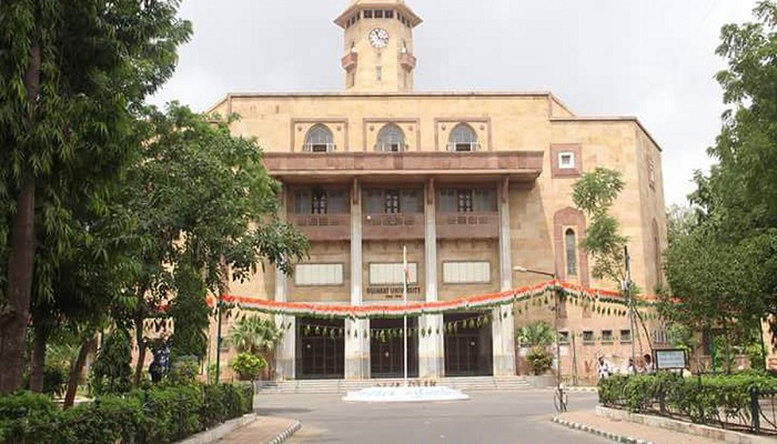 इस यूनिवर्सिटी ने 7 अफगान स्टूडेंट्स को भारत छोड़ने को कहा, इस वजह से हुई कार्रवाई