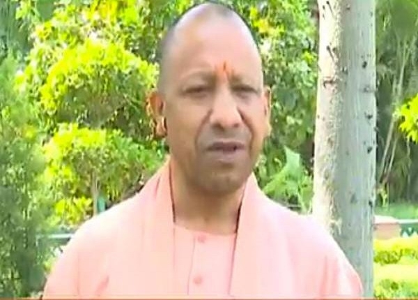ममता के बयान से खफा योगी बोले, हिन्दू विरोधी है इंडिया गठबंधन