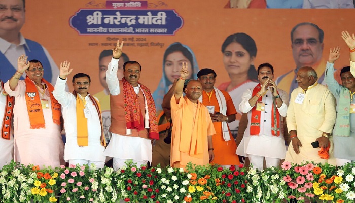जन सुविधाओं के लिए तरसाने वालों को एक-एक वोट के लिए तरसाना है: सीएम योगी