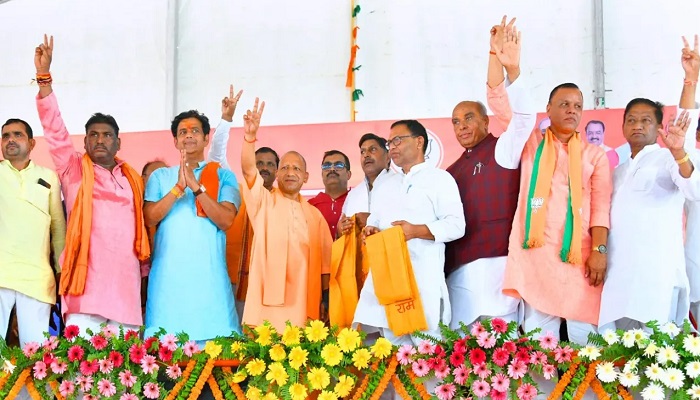 रामभक्त ही राज करेगा दिल्ली के सिंहासन पर : सीएम योगी