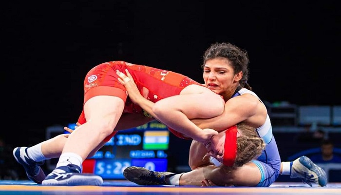 WFI का बड़ा फैसला, पेरिस ओलंपिक में विनेश फोगट समेत इन रेसलर्स का नहीं होगा ट्रायल