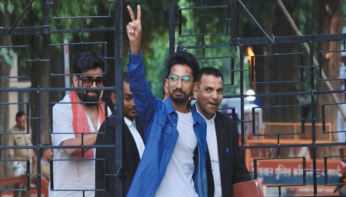 कॉमेडियन श्याम रंगीला का पर्चा खारिज, पीएम मोदी के खिलाफ किया था नामांकन