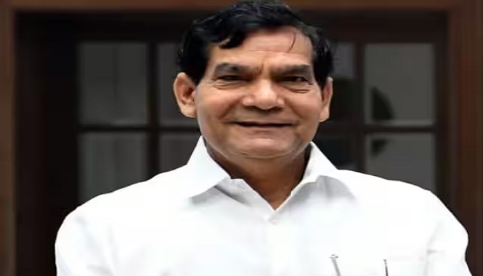 सपा ने ढेबरी और लालटेन के प्रकाश में चार-चार बार शासन चलाया: एके शर्मा