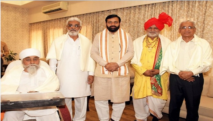 पद्मश्री अवार्डियों को मुख्यमंत्री नायब सिंह ने किया सम्मानित