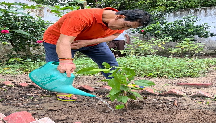 नगर विकास एवं ऊर्जा मंत्री मऊ एवं आजमगढ़ में करेंगे पौधरोपण
