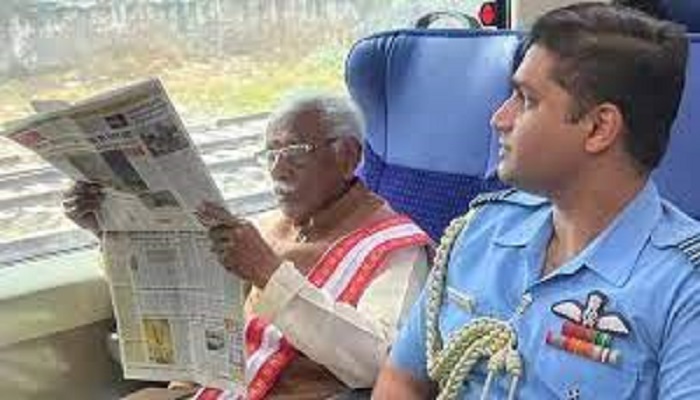 बंडारू दत्तात्रेय ने गुरुग्राम से चंडीगढ़ का सफर रेल से किया तय