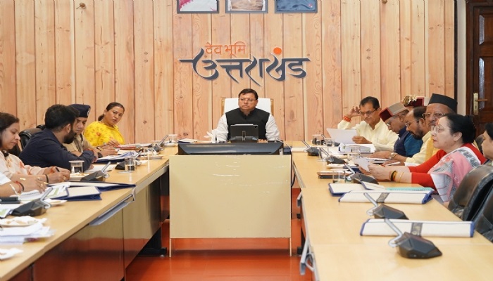 धामी का निर्देश, हर छह माह में हो राज्य स्तरीय सतर्कता और अनुश्रवण समिति की बैठक
