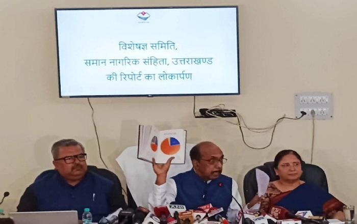 उत्तराखंड सरकार ने सार्वजनिक की यूसीसी रिपोर्ट, चार भाग में हुई जारी