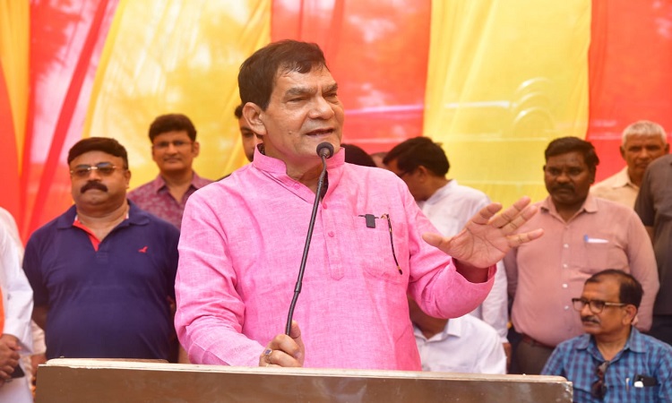 हमारा देश दुनिया में मैन्युफैक्चरिंग व इंडस्ट्रियल हब बनकर उभर रहा: एके शर्मा
