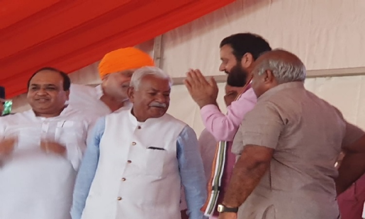 किसानों पर केस दर्ज करवाकर दामाद को खुश करते थे हुड्डा: सीएम सैनी
