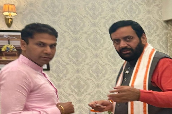 जर्मनी के फ्रैंकफट सिटी के प्रतिनिधिमंडल ने सीएम नायब सैनी से मुलाकात की