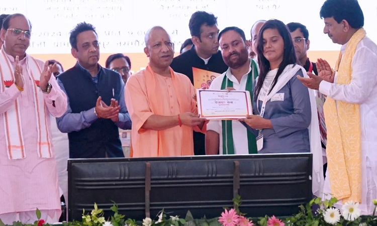 अगले दो साल में दो लाख नौजवानों को देंगे सरकारी नौकरी : मुख्यमंत्री