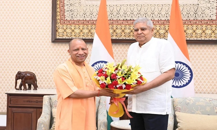 उप राष्ट्रपति ने की सीएम योगी और उनके नेतृत्व में यूपी के विकास मॉडल की सराहना