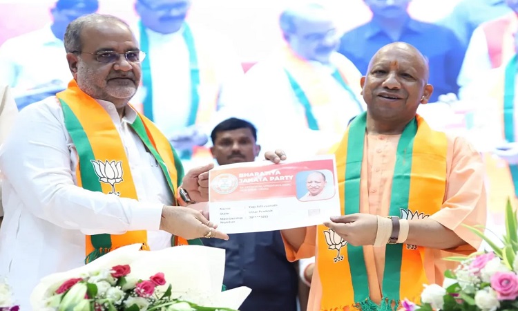 भारत की माटी से प्यार करने वाला हर व्यक्ति भाजपा से जुड़ना चाहता हैः सीएम योगी