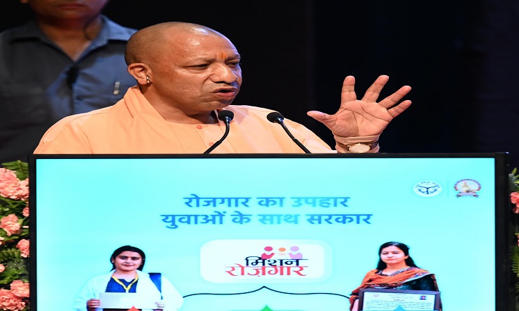 बुलडोजर चलाने के लिए चाहिए बुलडोजर जैसी क्षमताः सीएम योगी