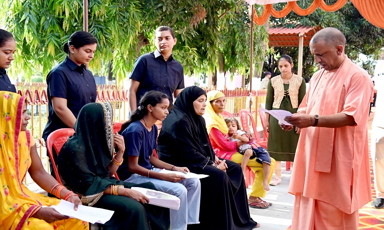 त्वरित व संतुष्टिपरक हो लोगों की समस्याओं का समाधान : मुख्यमंत्री