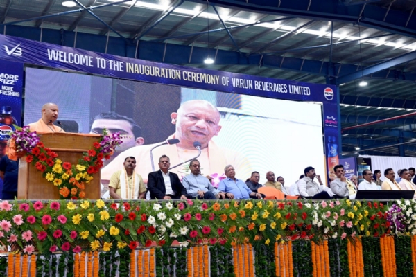 जीरो टॉलरेंस नीति से अपराधियों और उनके आकाओं को ही परेशानी : योगी आदित्यनाथ