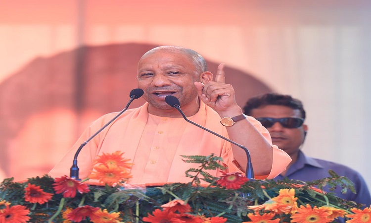कांग्रेस ने देश को लूटकर पैसे को कभी स्विस बैंक तो कभी कहीं और पहुंचा दियाः मुख्यमंत्री