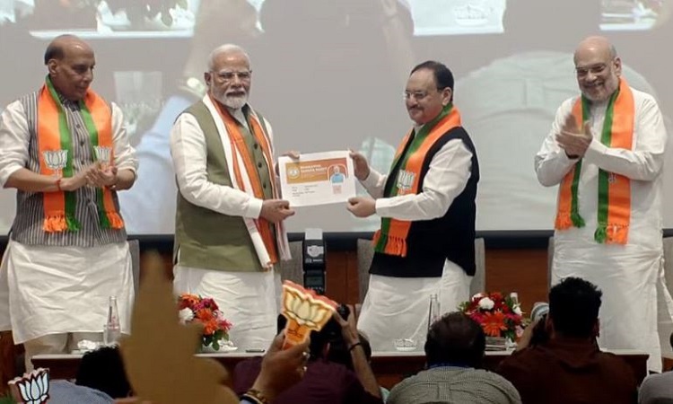 हर सितंबर में गुरु और शिष्य परंपरा की नजीर बनती है गोरक्षपीठ