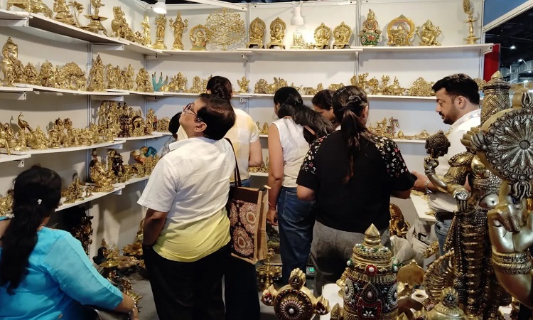 4 दिन में 2.60 लाख से ज्यादा विजिटर्स बने यूपीआईटीएस 2024 का हिस्सा
