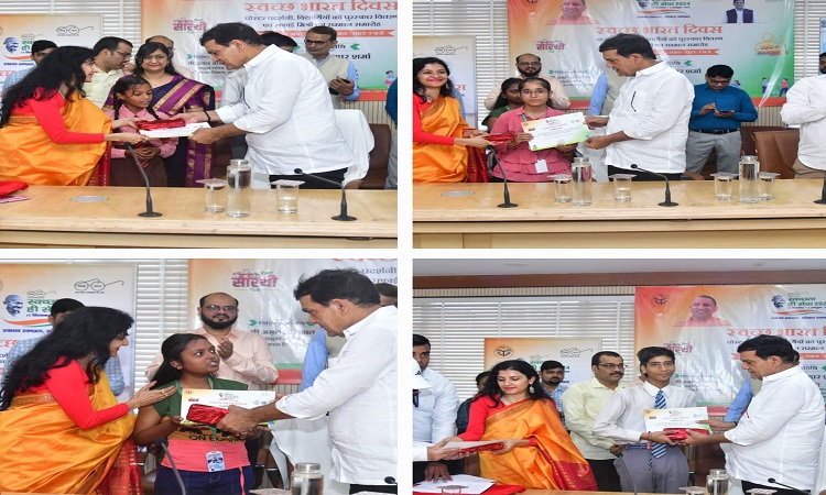 नगर विकास मंत्री ने स्वच्छ सारथी क्लब के बच्चों को प्रशस्ति पत्र देकर सम्मानित किया