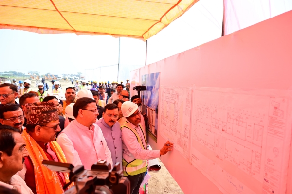 मुख्यमंत्री ने एम्स सेटेलाइट सेंटर किच्छा का किया निरीक्षण