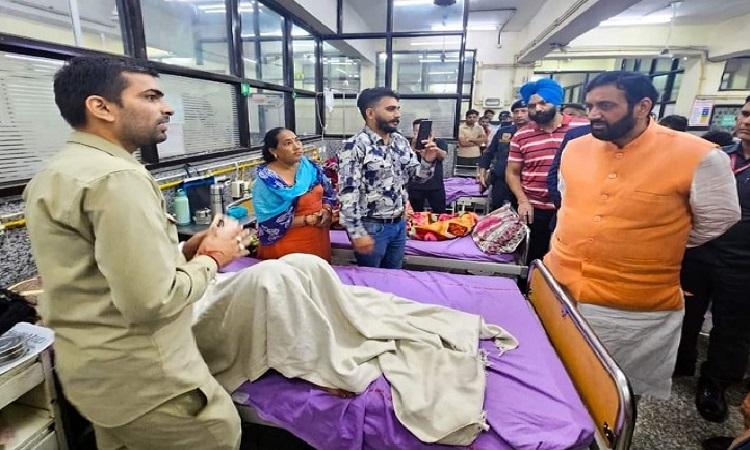 सीएम नायब सिंह के औचक निरीक्षण से अस्पताल में मची भगदड़, जाना मरीजों का हाल