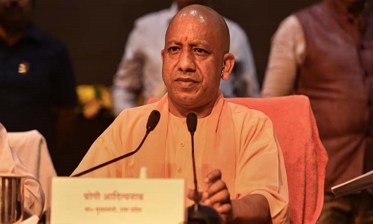बुजुर्ग ने ‘सीएम’ से लगाई गुहार तो संडे को बैंक खोलकर मिली ‘मदद’