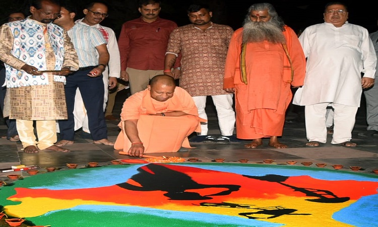 बलिदानियों की याद में रोशनी से नहाया भीम सरोवर