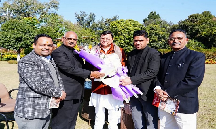 मुख्यमंत्री पुष्कर सिंह धामी से मिले बार एसोसिएशन देहरादून के पदाधिकारी, की ये मांग