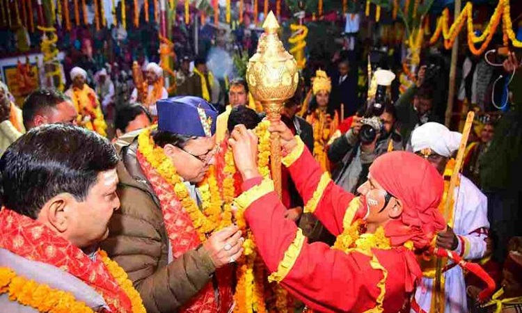धामी पहुंचे बाबा केदार के शीतकालीन धाम ऊखीमठ