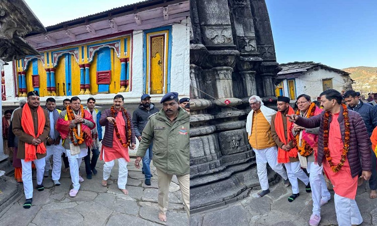 पौराणिक कोठा भवन जीर्णोद्धार कार्यों का निरीक्षण, धामी ने दोहराया विरासत से विकास का संकल्प