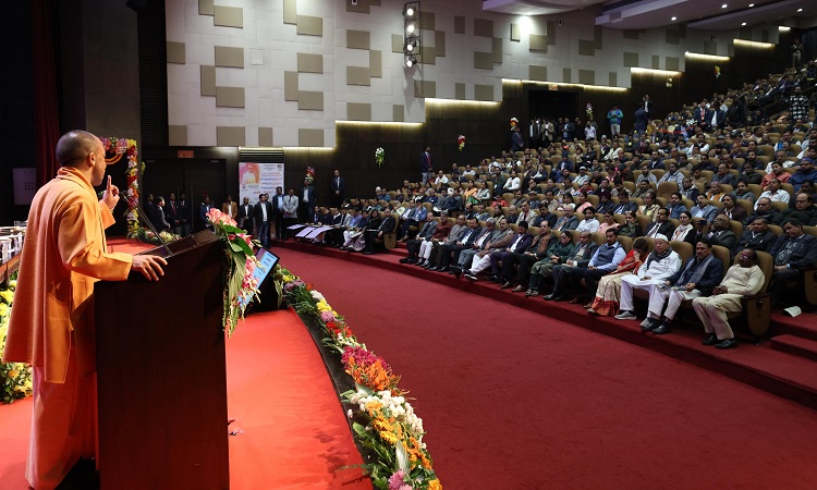 सुशासन के लिए सुरक्षा का भाव आवश्यकः सीएम योगी