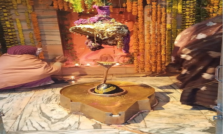 प्रयागराज में स्थित है महर्षि दुर्वासा का आश्रम, जिनके श्राप के कारण हुआ था समुद्र मंथन
