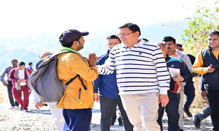 मुख्यमंत्री ने किया मसूरी ट्रैक रूट का निरीक्षण, दूसरे ट्रैक रूट्स को भी सुधारने पर जोर