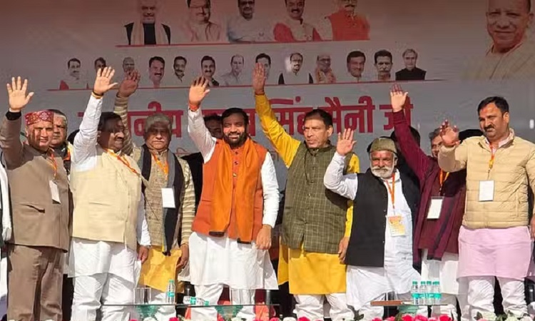 2027 में योगी आदित्यनाथ को तीसरी बार बनाएं सीएम: नायब सिंह