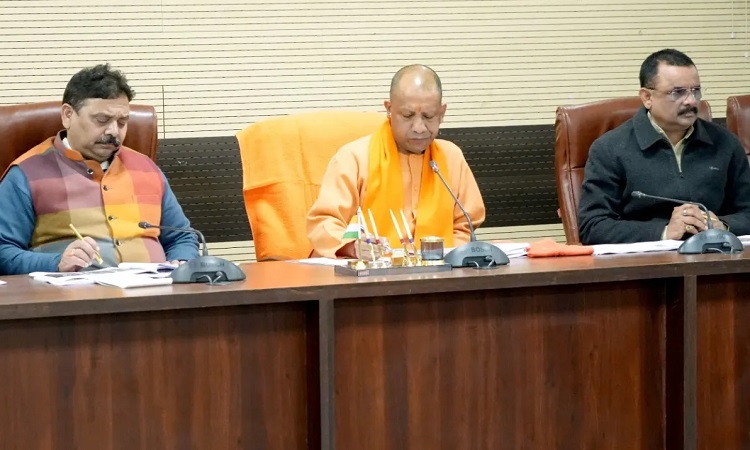 महाकुंभ के दौरान काशी आने वाले श्रद्धालुओं को उपलब्ध कराई जाय उच्च स्तरीय बुनियादी व्यवस्था: मुख्यमंत्री