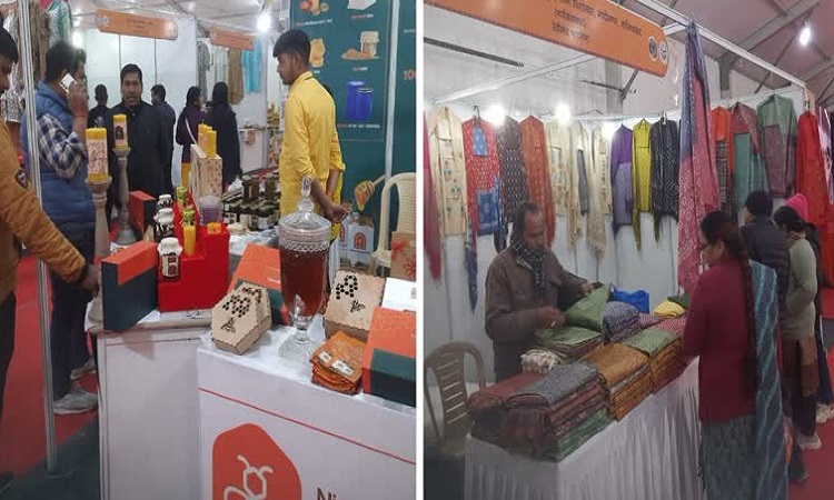 युवाओं को खूब भाये खादी के परिधान, जमकर हुई खरीदारी