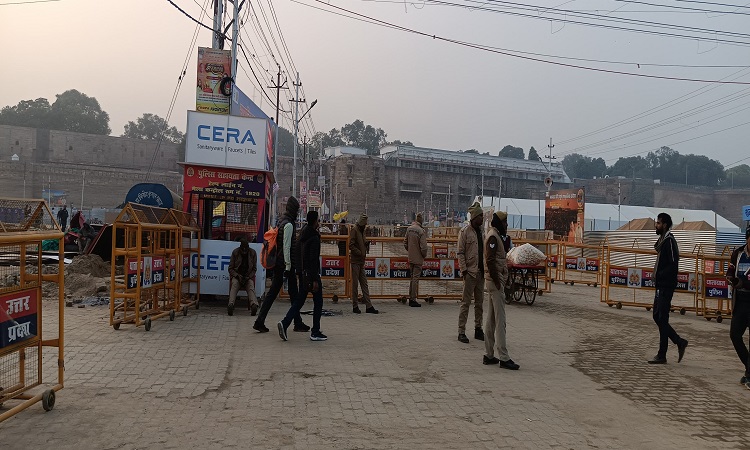 महाकुम्भ के दृष्टिगत जनपद प्रयागराज के चारों तरफ बना सुरक्षा का अभेद्य चक्रव्यूह